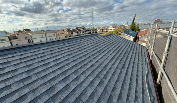 瓦から地震に強いアスファルトシングル葺き替えました